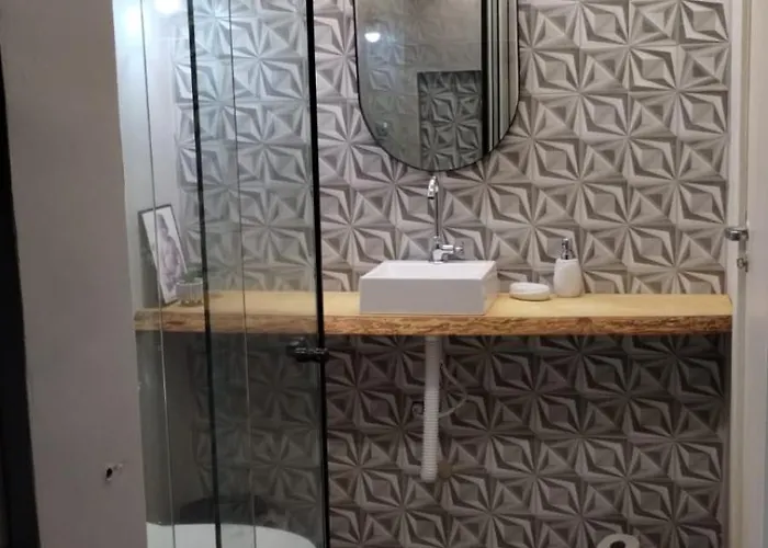 Aps De Frente Com Sacada Ou Terraco A 10 Minutos Do Aeroporto Apartment